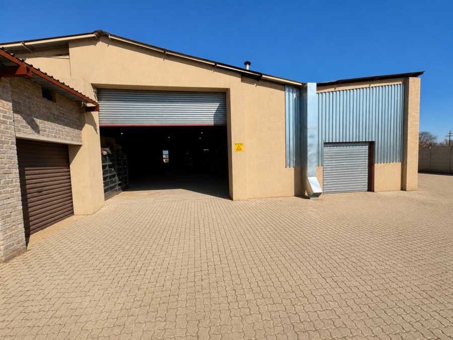 To Let Commercial Property for Rent in Wilgeboom A H North West